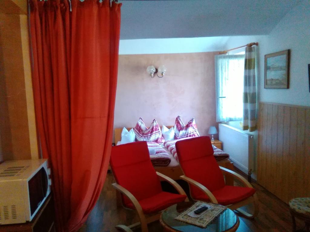 Pension Otěvěk Trhové Sviny Exteriér fotografie