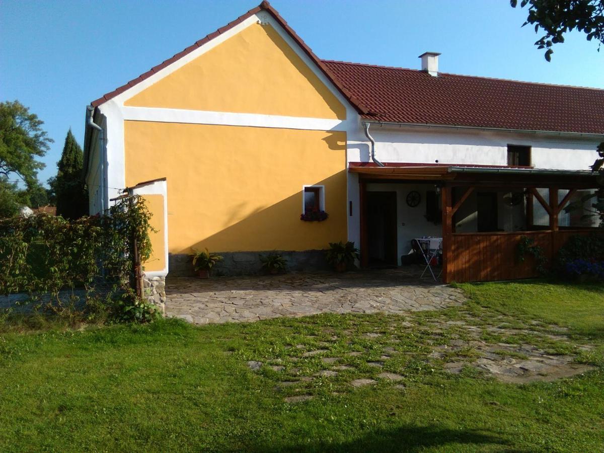 Pension Otěvěk Trhové Sviny Exteriér fotografie